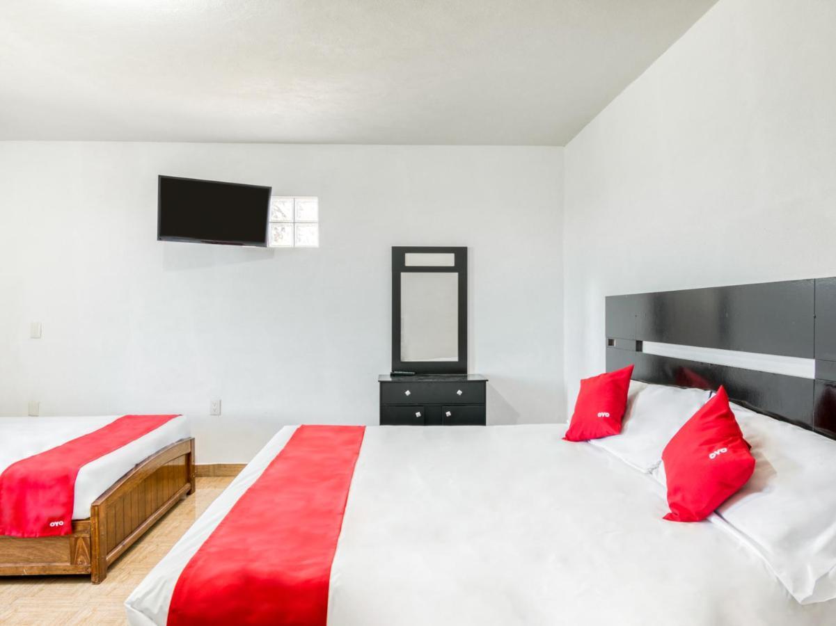 Hotel Vista Markes Zacatlán エクステリア 写真
