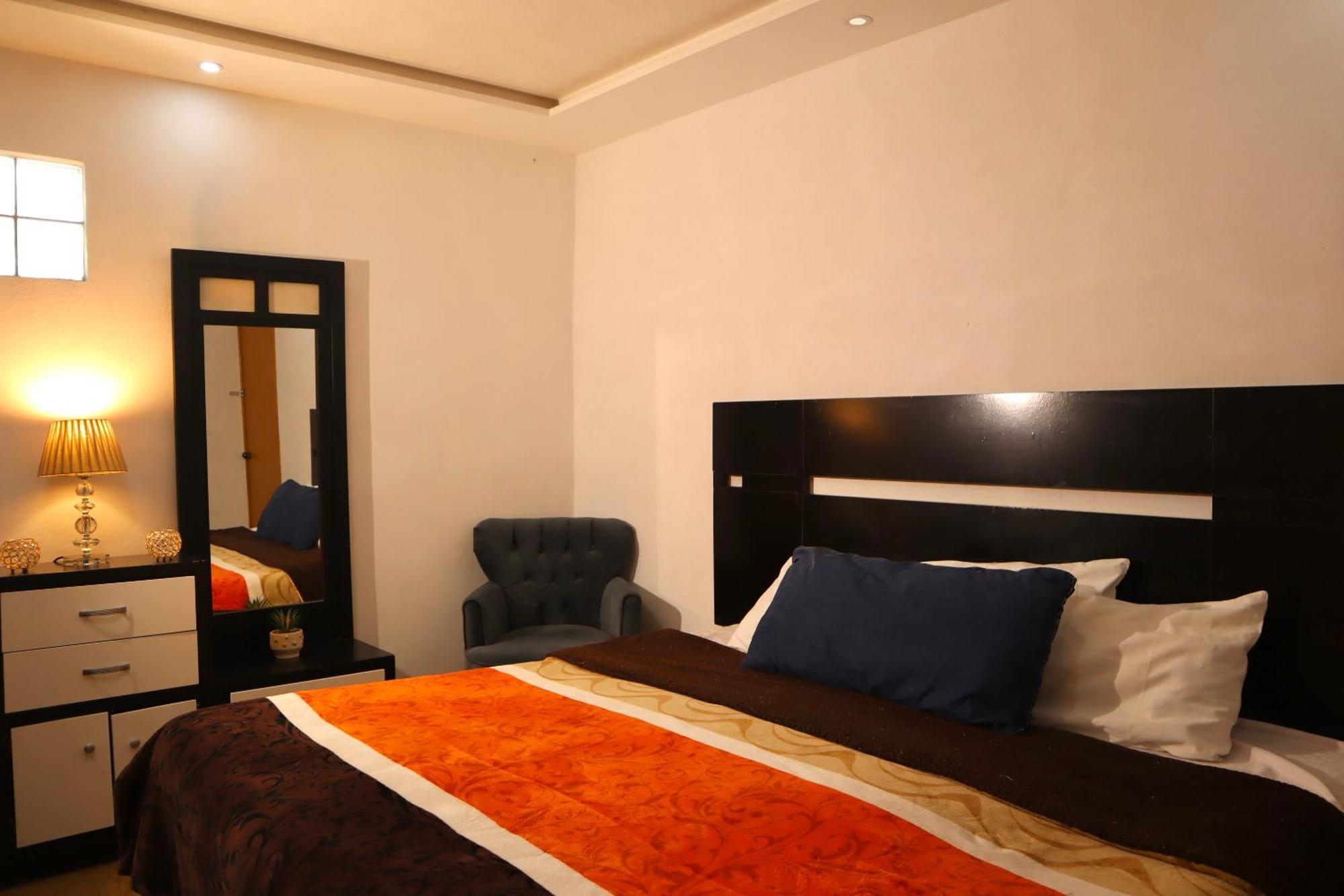 Hotel Vista Markes Zacatlán エクステリア 写真