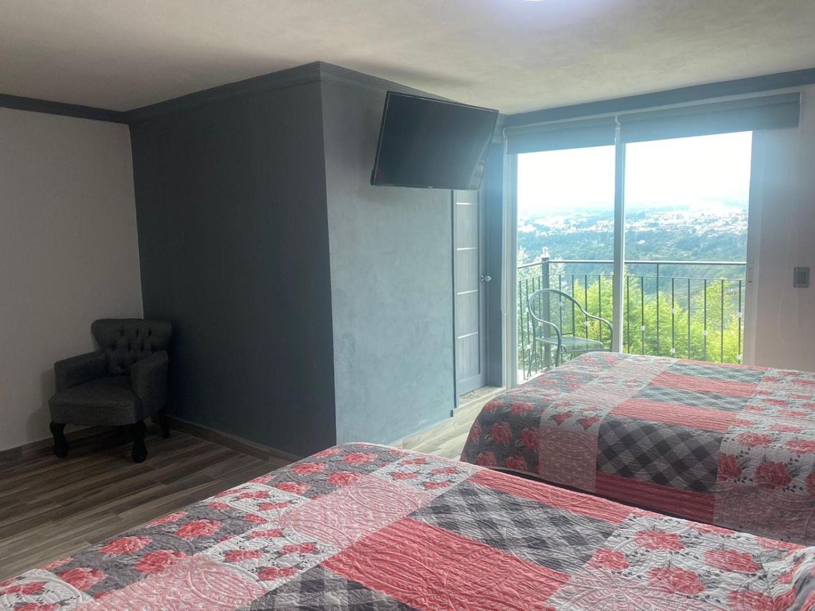 Hotel Vista Markes Zacatlán エクステリア 写真
