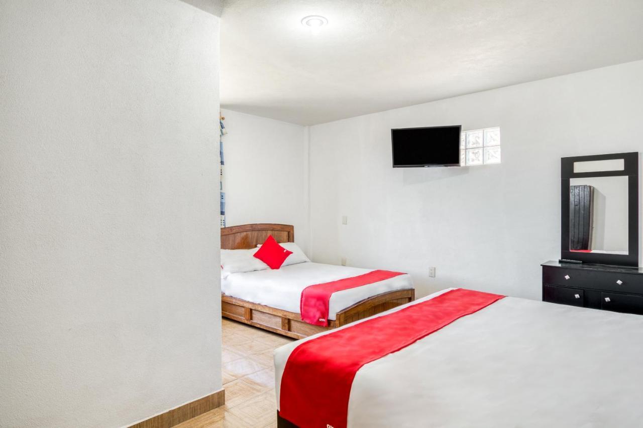 Hotel Vista Markes Zacatlán エクステリア 写真